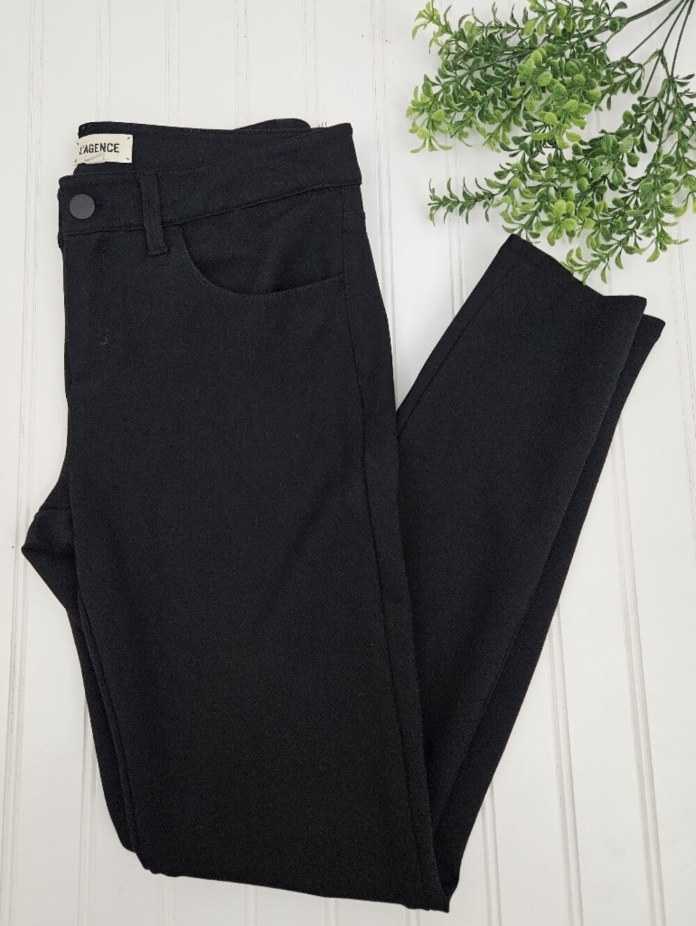 L'Agence Black Skinny Pants Classic Stretchy Size 28 Comfy Business Casual